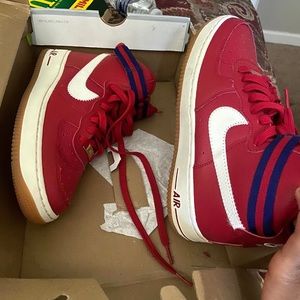 Nike Air Force Red Gum size 7y